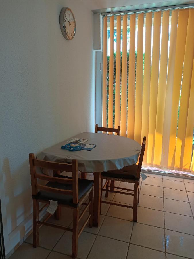 Studio Avec Loggia Entre Port, Plage Et Piscine 勒格罗-迪鲁瓦 外观 照片